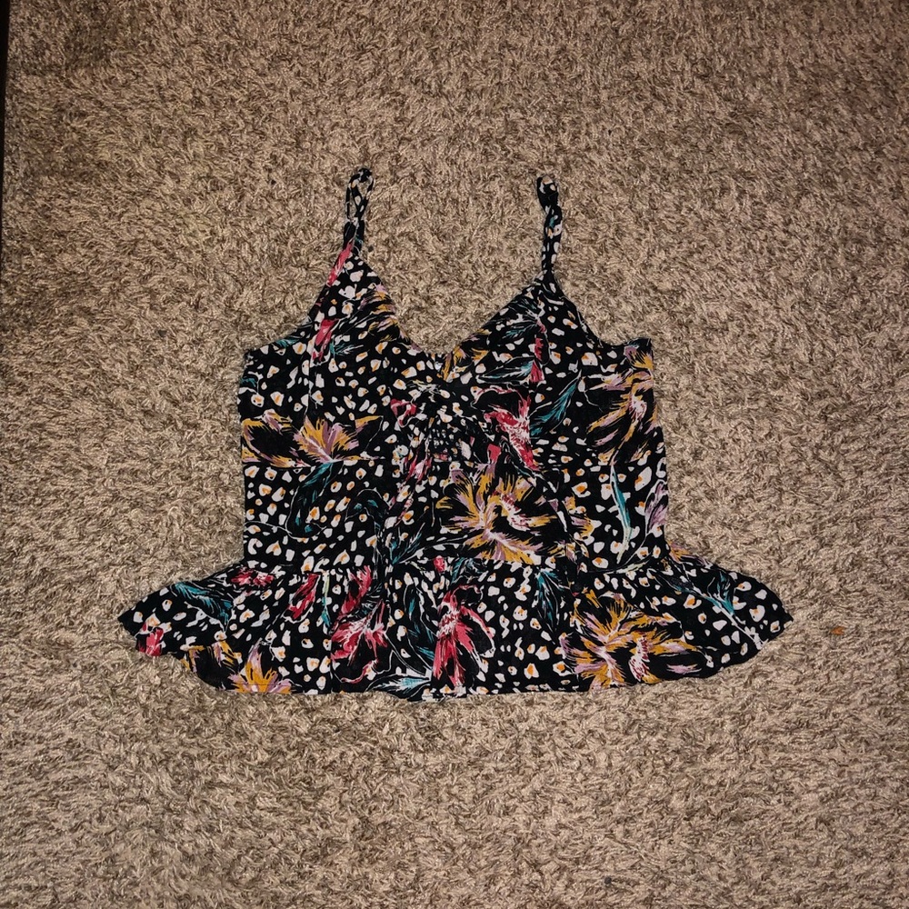 Cropped shirt size M